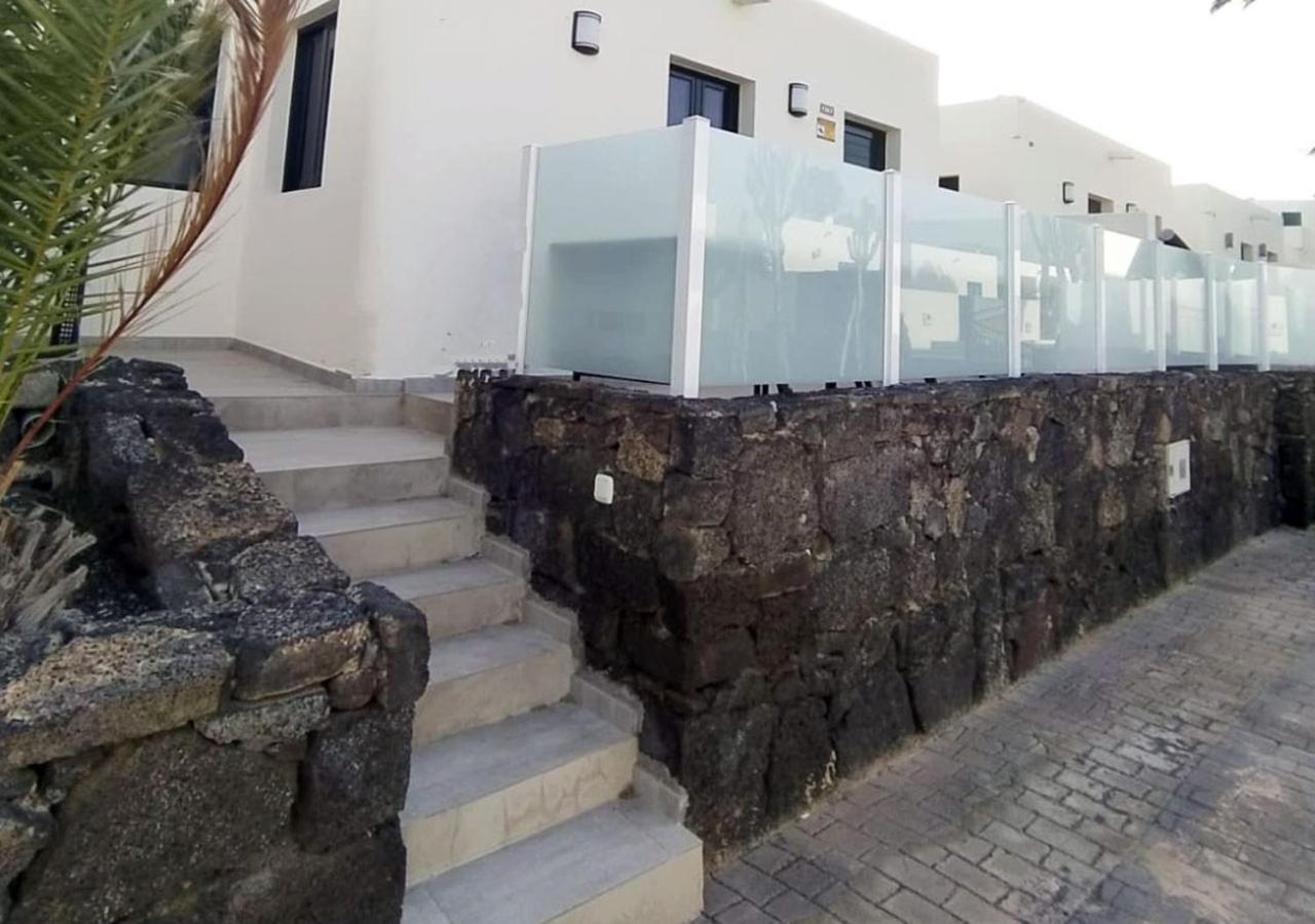 Villa Sun And Sea 3 Front De Mer Playa Rocca Costa Teguise Exterior photo